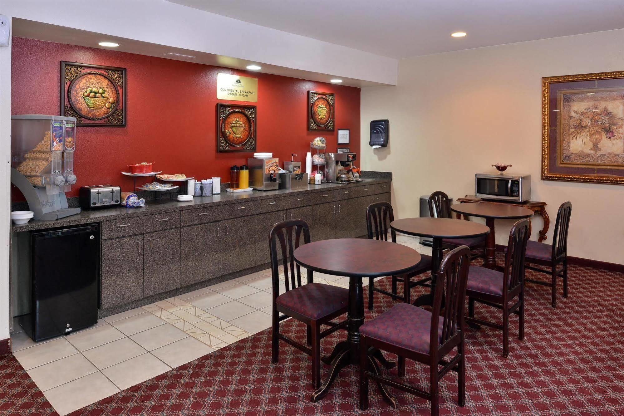 Americas Best Value Texas 2* Somerville